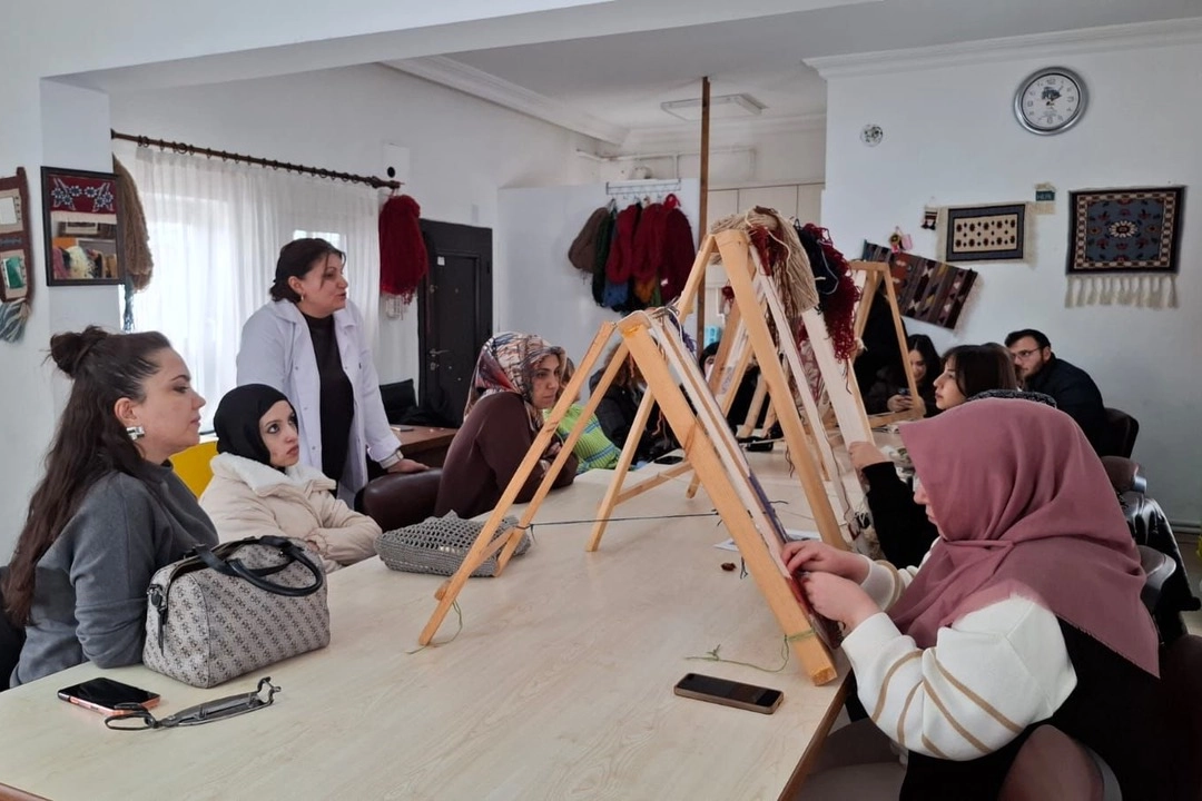 Nevşehir’de geleneksel sanat genç kuşakla buluştu