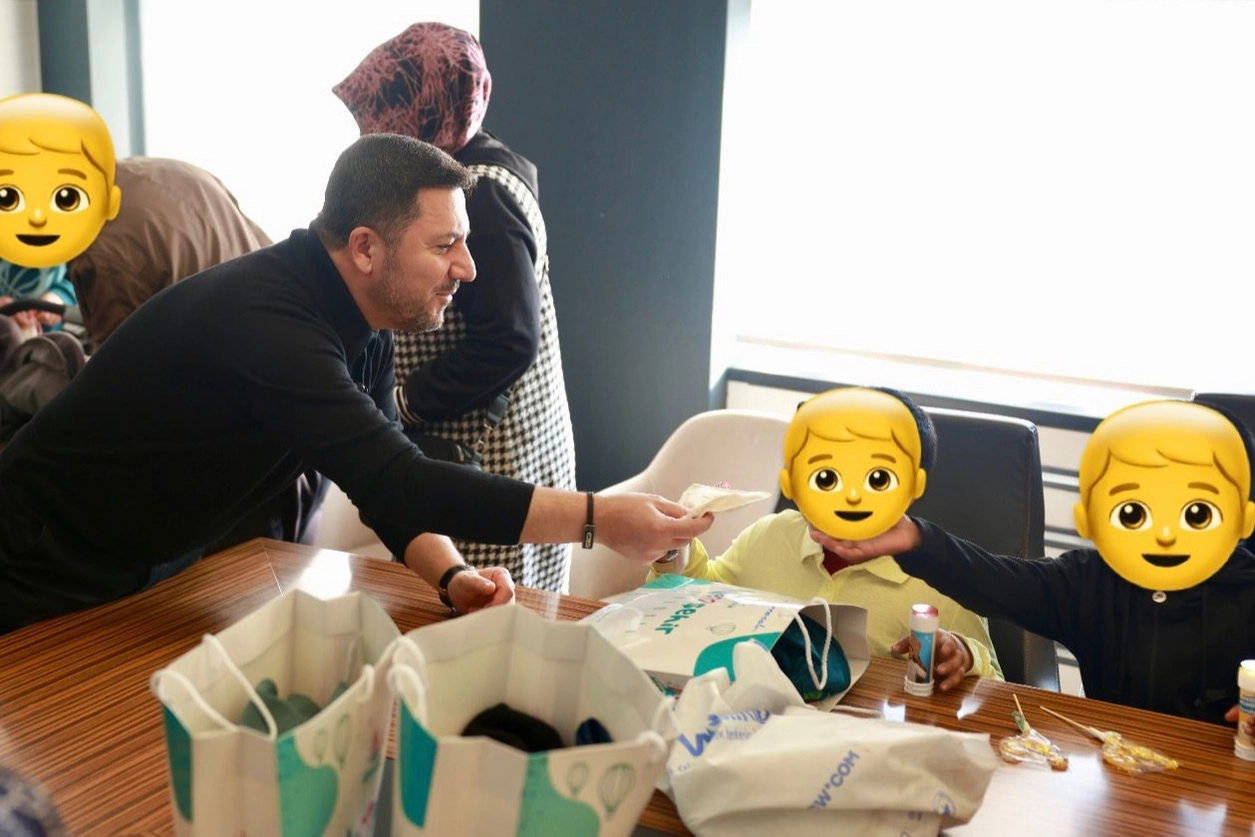 Nevşehirli çocuklara Başkan Amca’dan bayramlık