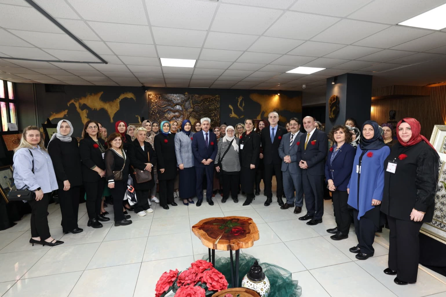 “Sanatın Diliyle Değerlerimiz” sergisi açıldı