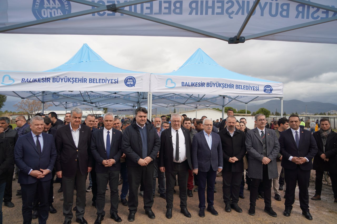 DOĞAL YAŞAM ALANI BİNLERİN KATILIMIYLA AÇILDI