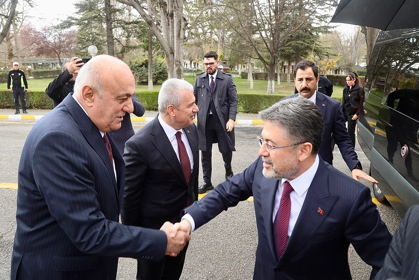 Bakan Yumaklı’dan Konya Şeker’e ziyaret