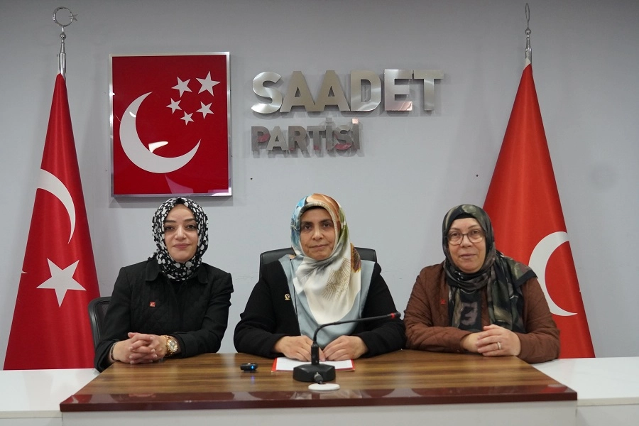 Bursa’da Saadet Partili kadınlardan okul saldırılarına tepki