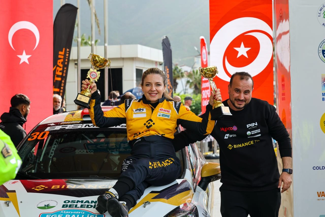 Bursa Osmangazi’nin gururundan Marmaris’te çifte başarı