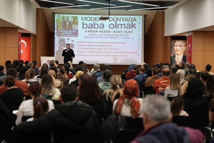 Denizli’de modern babalık seminerine yoğun ilgi