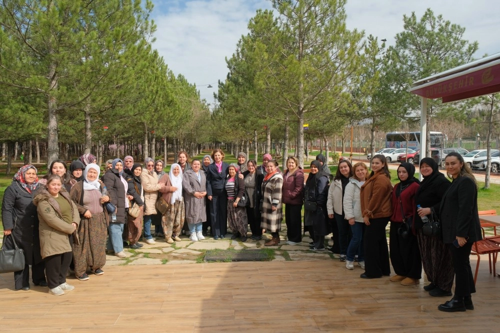 Eskişehir’de Mihalgazili kadınlar Başkan Ünlüce ile buluştu