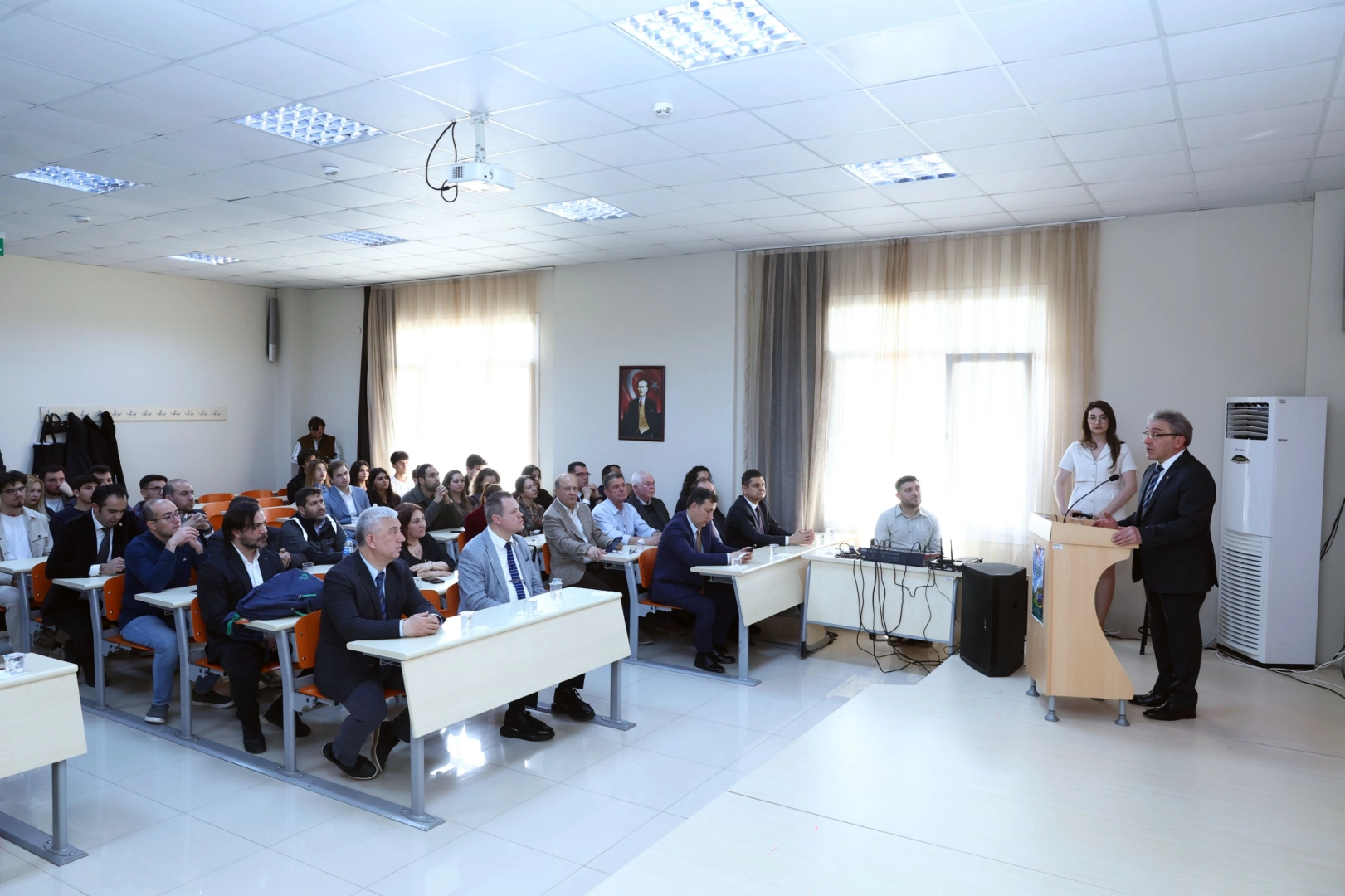 İzmir’de yenilenebilir enerji çalıştayı