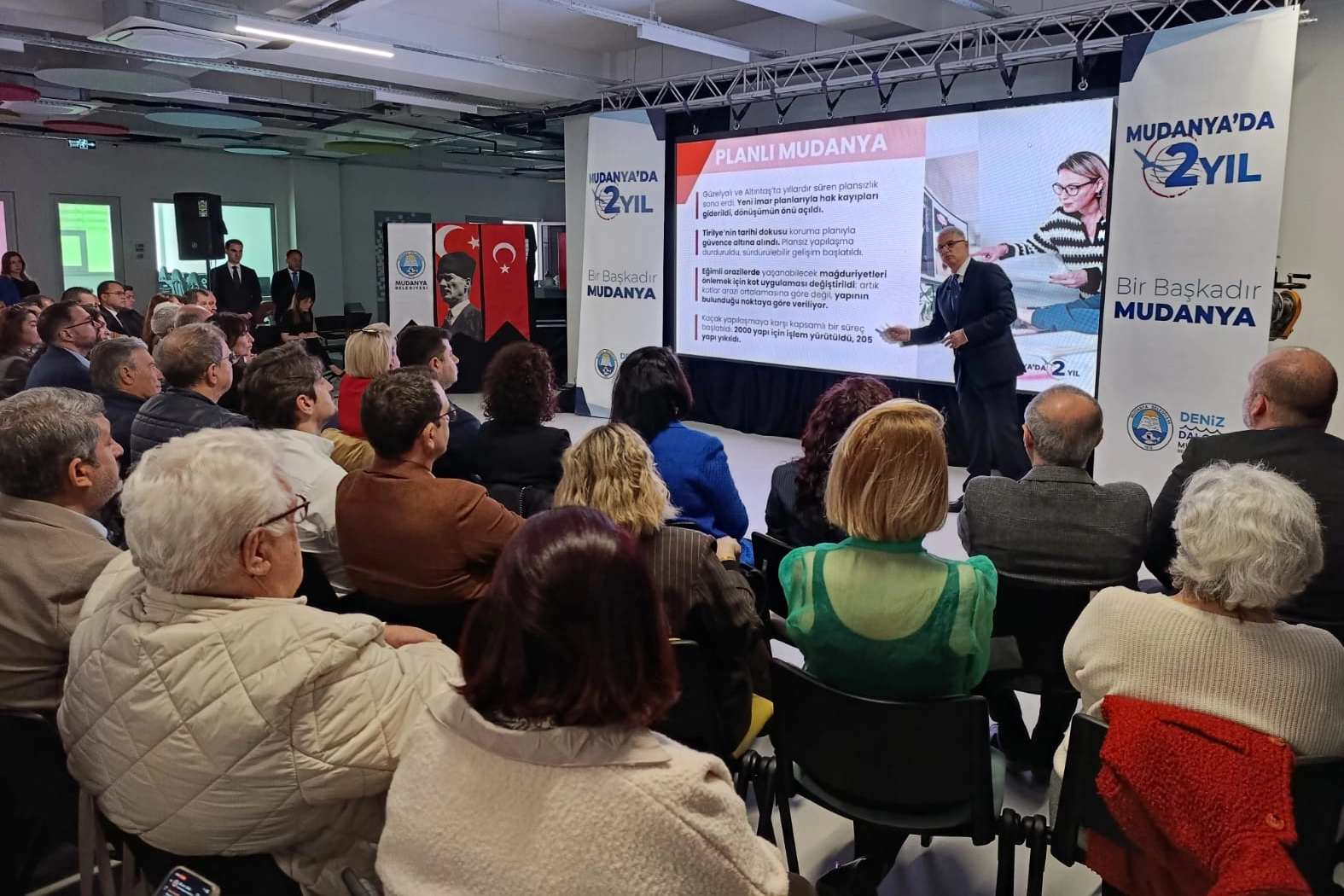 Mudanya’da Başkan Dalgıç’tan iki yıla kapsamlı sunum