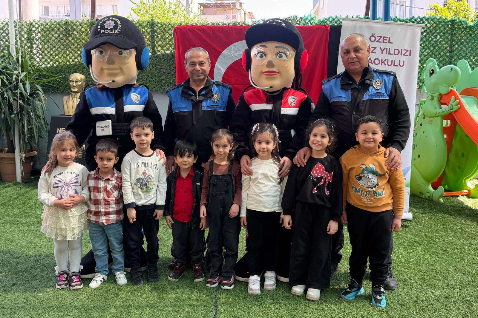 Osmaniye’de miniklere ‘Poli’ ile güvenlik eğitimi