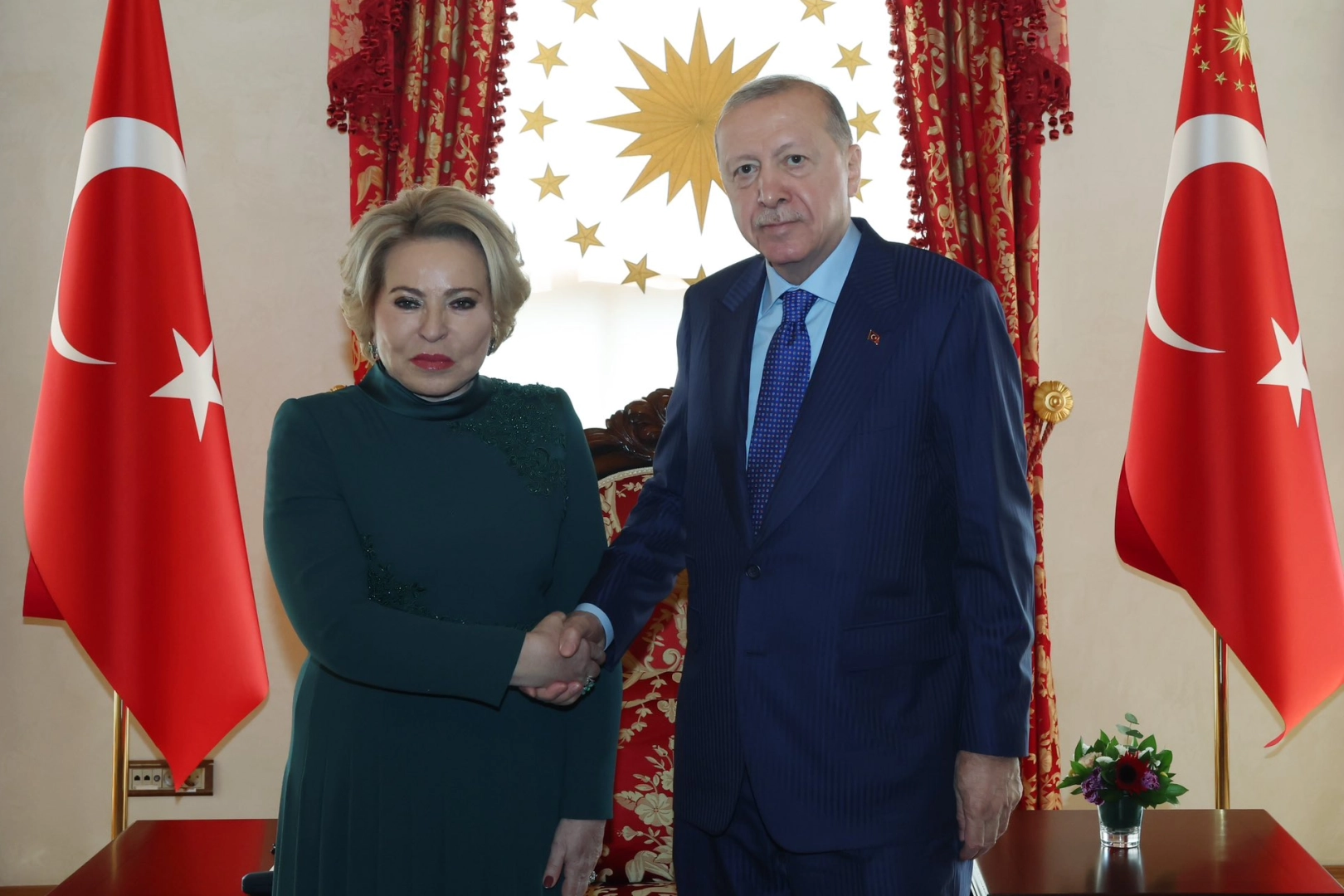 Rusya Federasyon Konseyi Başkanı Matviyenko Dolmabahçe’de