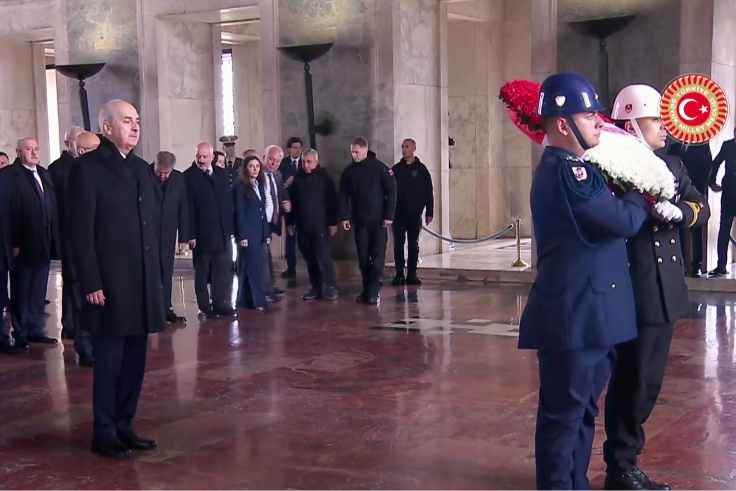 TBMM’den ‘egemenlik milletindir’ vurgusu… Devlet erkanı Ata’nın huzurunda