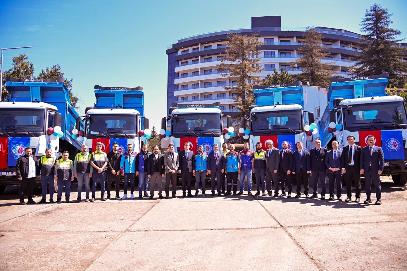 Trabzon’da Büyükşehir Belediyesi araç filosunu güçlendiriyor