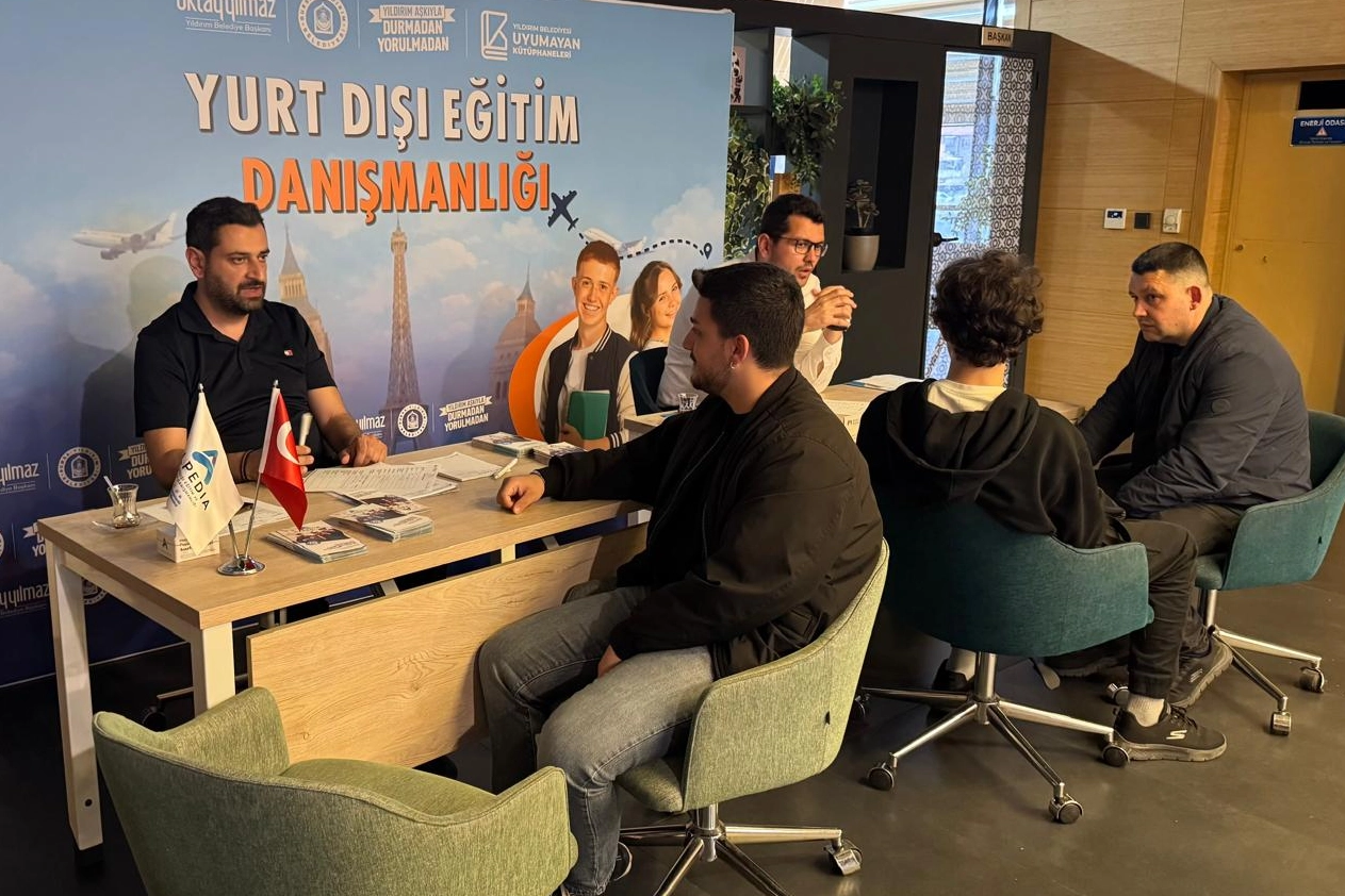 Bursa Yıldırım’dan gençlere eğitim danışmanlığı